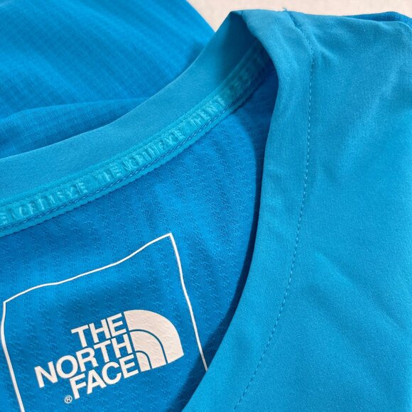 THE NORTH FACE Mens Medium True Run Short Sleeve Panel Running Shirt Blue 2021 - Picture 10 of 16